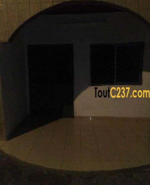 Villa à louer à kotto bangue, Douala