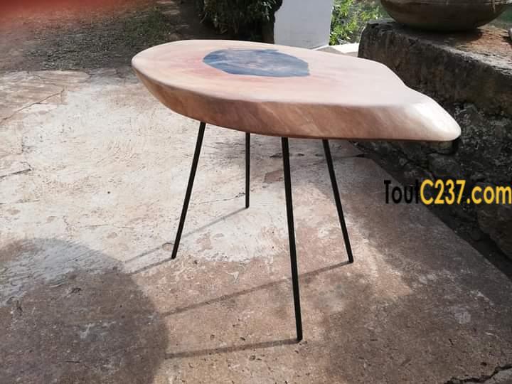 Table en bois à vendre à Yaoundé