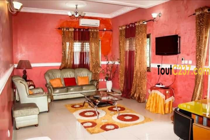 Studio meublé à louer à Bonamoussadi, Douala