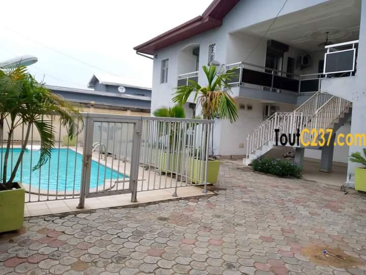 Appartement à louer à Akwa Nord, Douala