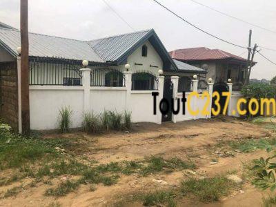 Maison Villa à vendre à Japoma Douala