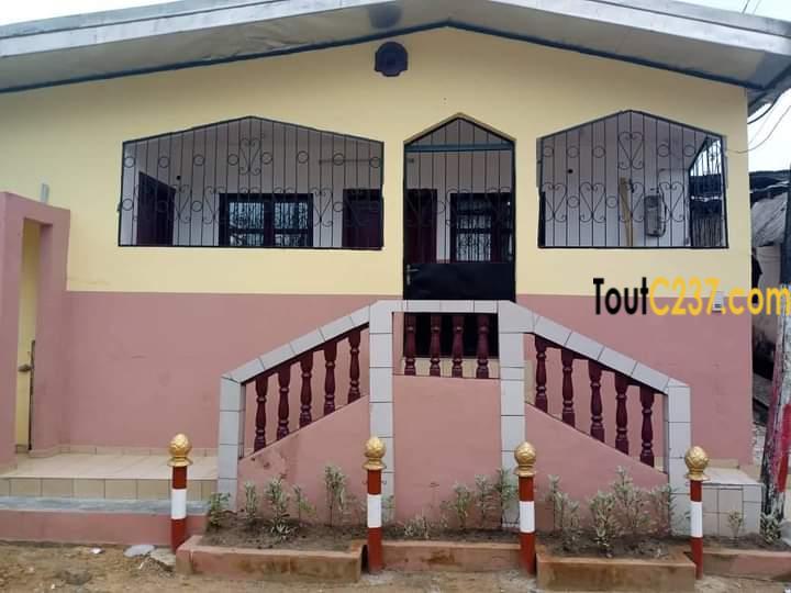 Maison à louer à Deido Douala