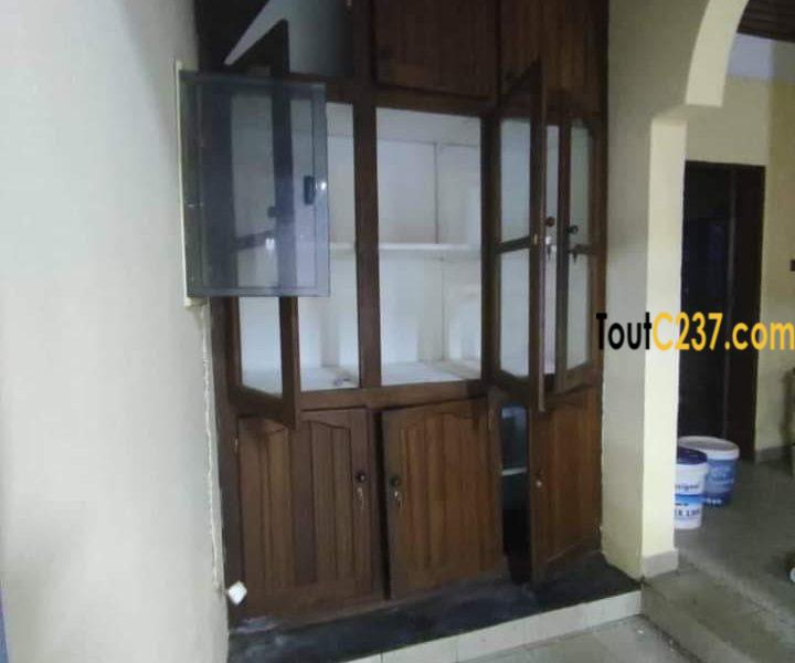 Maison à louer,house to rent, Logpom Douala