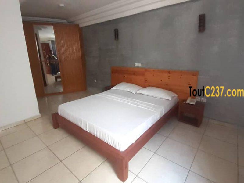 Chambre meublée à louer à Bonapriso Douala