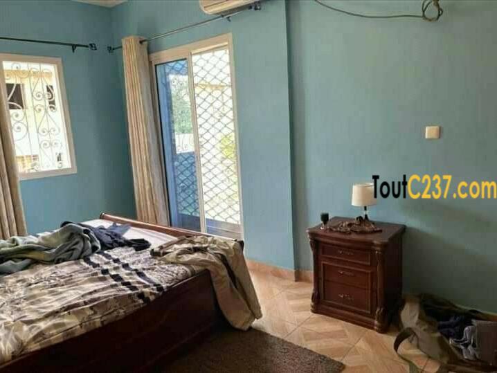 Appartement neuf à louer à Deido Douala
