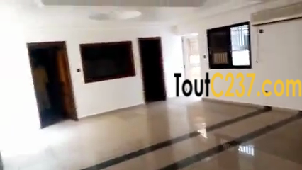 Maison à louer à Bonanjo Douala