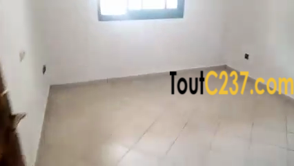 Maison à louer à Bonanjo Douala
