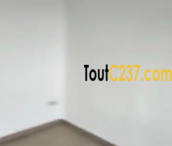 Appartement à louer à Cité sic Douala