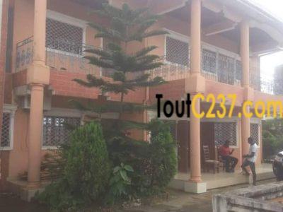 Vaste Duplex à Vebdre à Logpom Douala