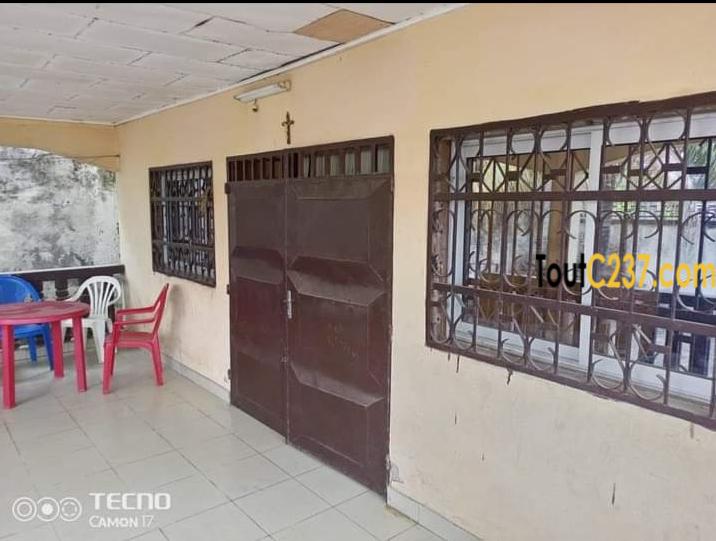Maison à vendre à Logbaba Douala