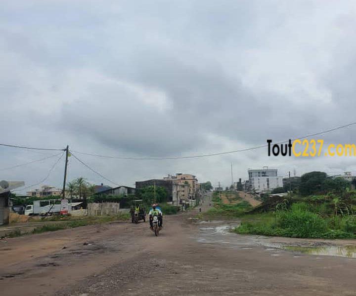 Terrain commercial à vendre à Kotto Douala