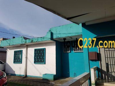 Maison villa à louer a Makepe Douala