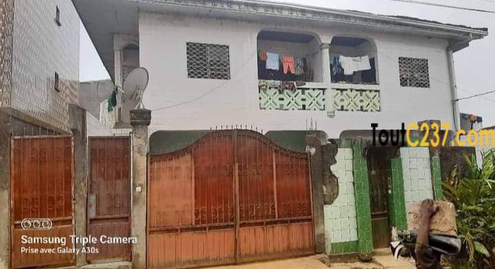Maison à vendre a Beedi Douala