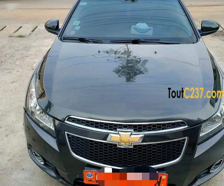 Chevrolet Cruze à vendre à Douala