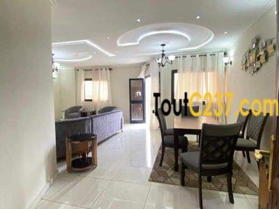 Appartement à louer à Logpom, Gabon bar