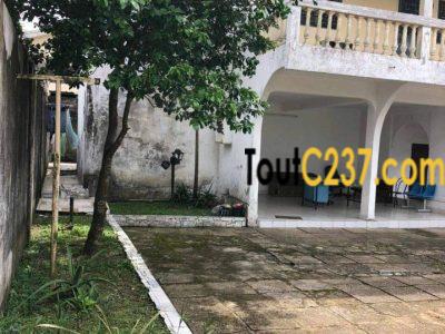 Duplex à vendre à Bonamoussadi, Douala