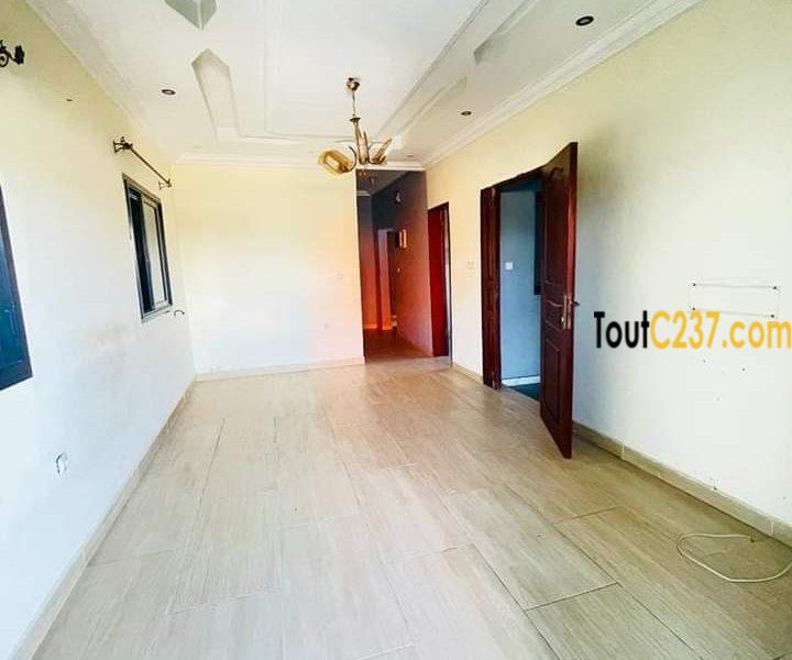 Appartement à louer à Bonapriso Douala